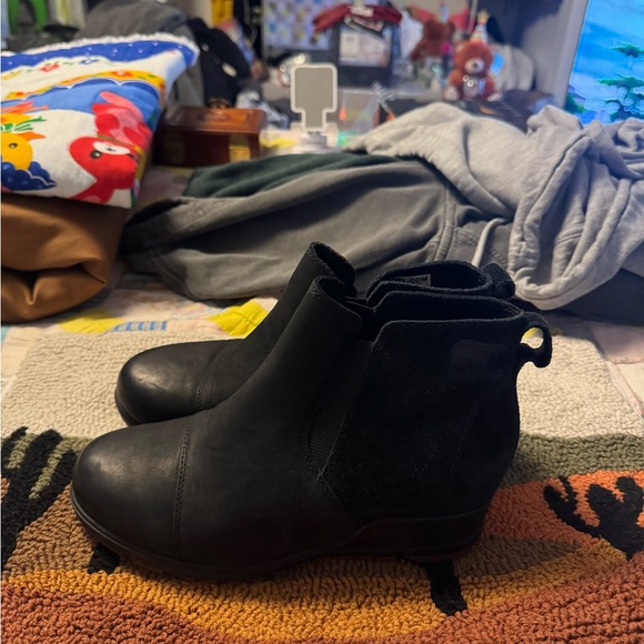 Sorel Classic Black Ankle Booties Size 8 $60 - Picture 2 of 8